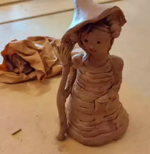 Corinne Farsat : cours de poterie à Guéret dans la Creuse (23)